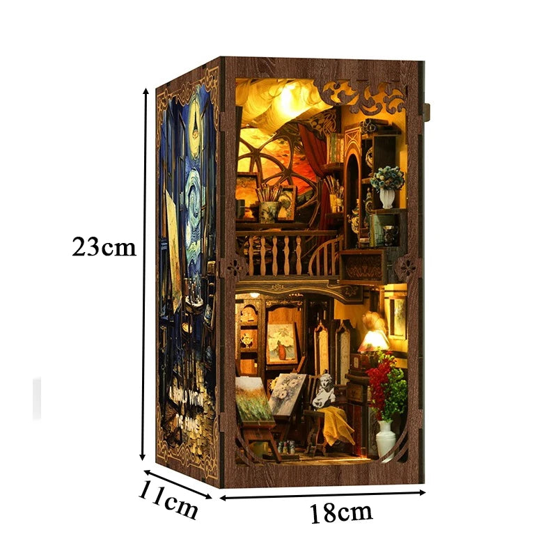 Book Nook Van Gogh
